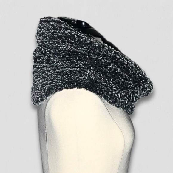 Faux Fur Infinity Scarf Gray One Size - Picture 3 of 8